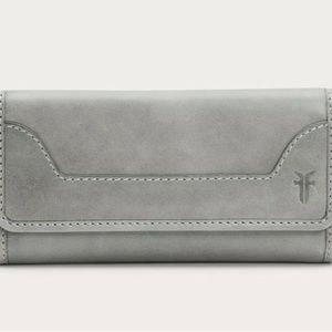 New Frye Ash Gray Leather Melissa Trifold Wallet